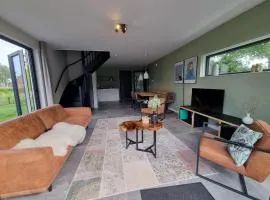 Villa in Balk with Private Jetty on Slotermeer, cleaning included