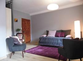 L'Atelier S, hotel with parking in Bagnols-les-Bains