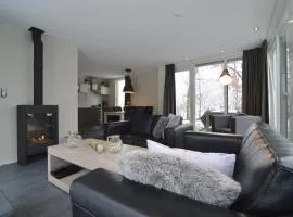 House in Reutum with Jacuzzi & Forest View, cleaning included