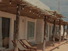 Chiu Chiu Resort Đảo Phú Quý, hotel v destinaci Cu Lao Thu