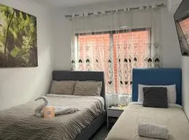 Mahzan Room 5