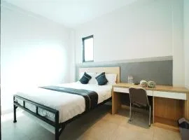 Capital O 94637 Teratai Residence