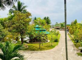 Phuphan Park Hotel, hotel poblíž Letiště Sakon Nakhon - SNO, Ban Si Wicha