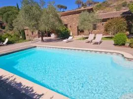 Villa La Maurette Provenzalische Steinhaus - mitten in der Natur mit privatem Pool und Garten by Riviera HomeLife