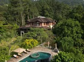 Kandy Dendrobium House