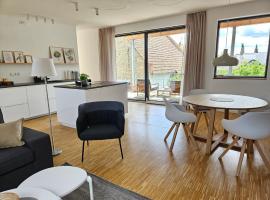 Close to Frankfurt - TheChicandCosy - 125qm, hotel in Mühlheim
