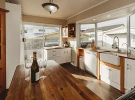 Central One Fifty Five - character home near CBD