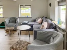 Awesome Home In Ålbæk With Wifi