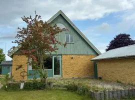 3 Bedroom Cozy Home In Store Heddinge