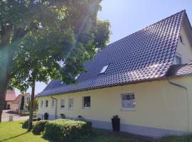 FeWo Sonnenblick Rammingen、Rammingenのキッチン付きホテル