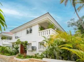ELIVAAS Villa Aarna 3 BHK Villa Near Ozran Beach with Pvt Pool