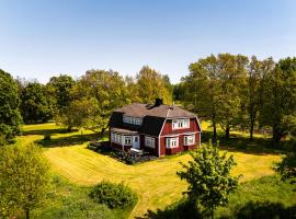 Stay North - Marjaniemi, hotel en Salo
