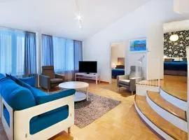 Holiday Spa Luxury Suite w Sauna FREE Parking