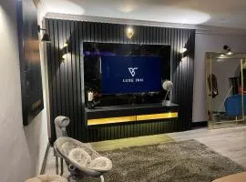 Luxury 4 Bed Room House, Heathrow
