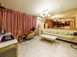 Hotel Ravi