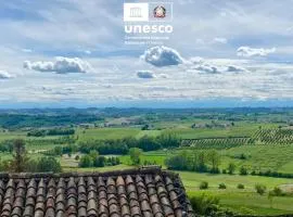 Panoramic Monferrato Villa With Garden & Amazing Views