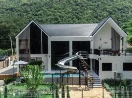 Khunnapat Pool Villa Khaoyai