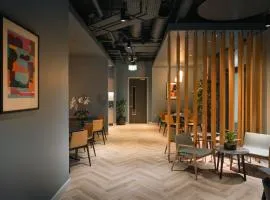 Stylish Room for Dublin Adventures, Dublin 18