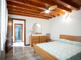 Dimora Sara -apeliving- Pellestrina Ve, hotel in Pellestrina