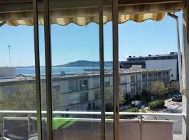 Studio cosy avec vue exceptionnelle sur l'étang de Thau