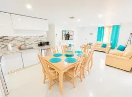 Bright & Cozy Family Home Near Dania Beach