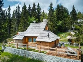 Luxury Alpine Chalet & Sauna Pinja - Velika Planina - I FEEL ALPS