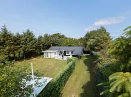 Awesome Home In Tarm With Wifi