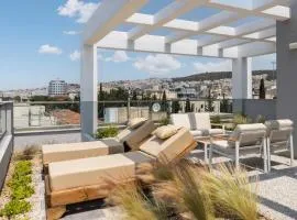 Skyline Luxury Apartment with Stunning Terrace #Free Parking# by BiNoBi!
