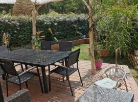 &Eacute;vasion tout confort pour 4 - Domaine avec 5 piscines & activit&eacute;s !, glamping em Fr&eacute;jus