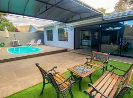 Casa com piscina região Centro pra 8 hóspedes