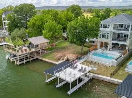 The 563 Villa with Concierge Services