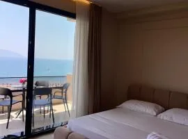 Seamare Studio & Apartaments