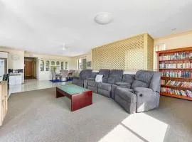 Explore Bribie Island from Spacious Adjacent Units