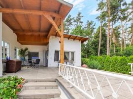 Bungalow 1、Quetzinのホテル