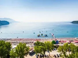 Beachfront Hotel Palma - Jaz