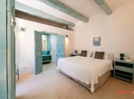 Taz-Zuzu, The Gozo Retreat for Dreamers & Doers