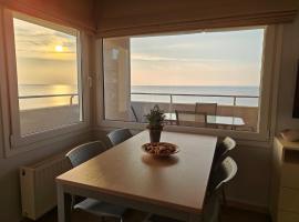 Salty Breeze Supreme Beachfront Apartment-Supreme Stay with free Parking, hotel in Perea