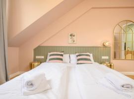 Palais Palffy Suits, Hotel in Wien