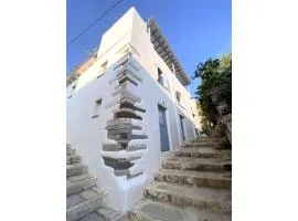 Traditional Stone Studio Isternia