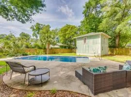 Less Than 2 Mi to Dtwn Pensacola Peaceful Home with Patio