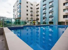 Apto em cond. com piscina, Lago Norte - PLN0415