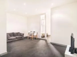 Spacious 1 Bed Central Blackburn Apartment