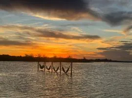 Golden Lake Condominio