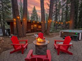 South Lake Tahoe में, होटल Shady Pines Pets Hot tub