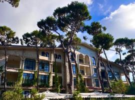 Grand Hotel Bois De Boulogne, hotel v destinaci Al Murūj