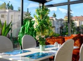 Moris Beach Hotel