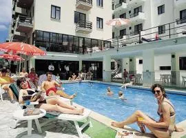 deniz apart hotel