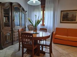 Appartamento Le Fornaci, hotel v destinaci Oleggio