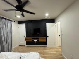 Lofts at Arlington Unit 4, Hotel in Arlington