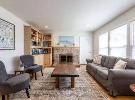 Quaint and Charming 4BR Tranquil Palo Alto Retreat